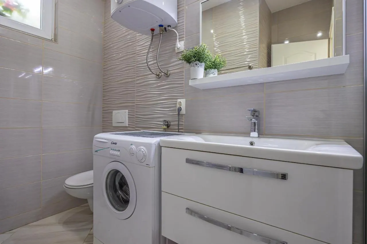 Διαμέρισμα Holiday Home Dusak With Swimming Pool And Jacuzzi Dramalj
